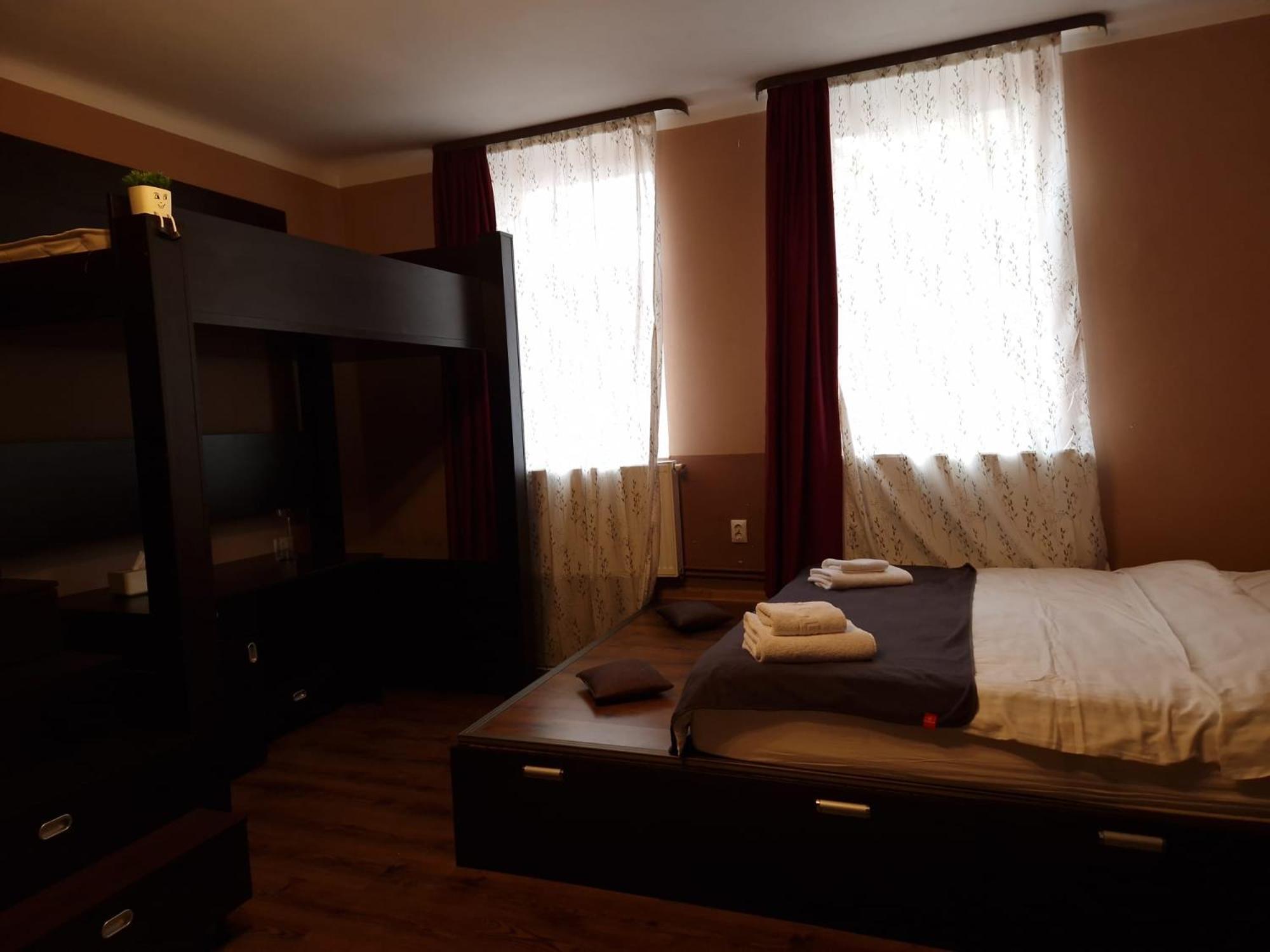 Ferienwohnung M&A Mario Ultra Central Apartament Brașov Exterior foto